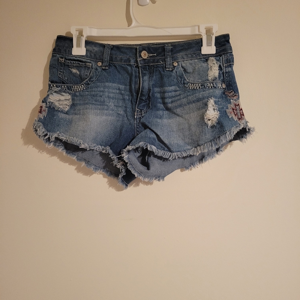 Short shorts